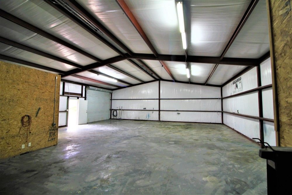 Income Producing Property IH-10 Frontage: 38 FM 289, Comfort, TX 78013